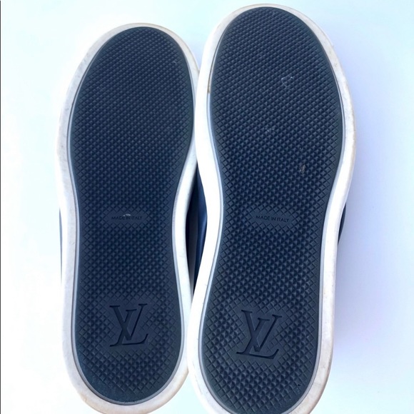 Louis Vuitton Authentic Monogrammed Denim Slip Ons…Sz: 7.5….Great Condition - Picture 7 of 8